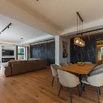 Libero Villa
