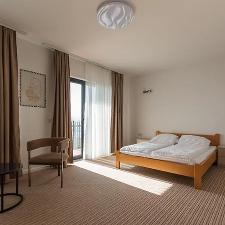 Libero Villa *