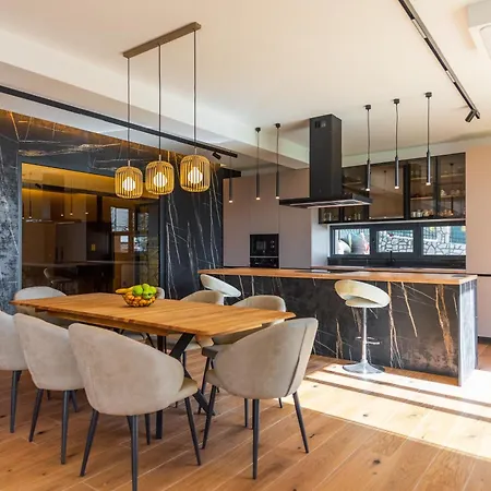 Libero Вилла Сараево